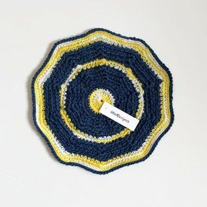 Crochet Trivet, Handmade Housewarming Gifts, Crochet Placemat Kitchen Decor